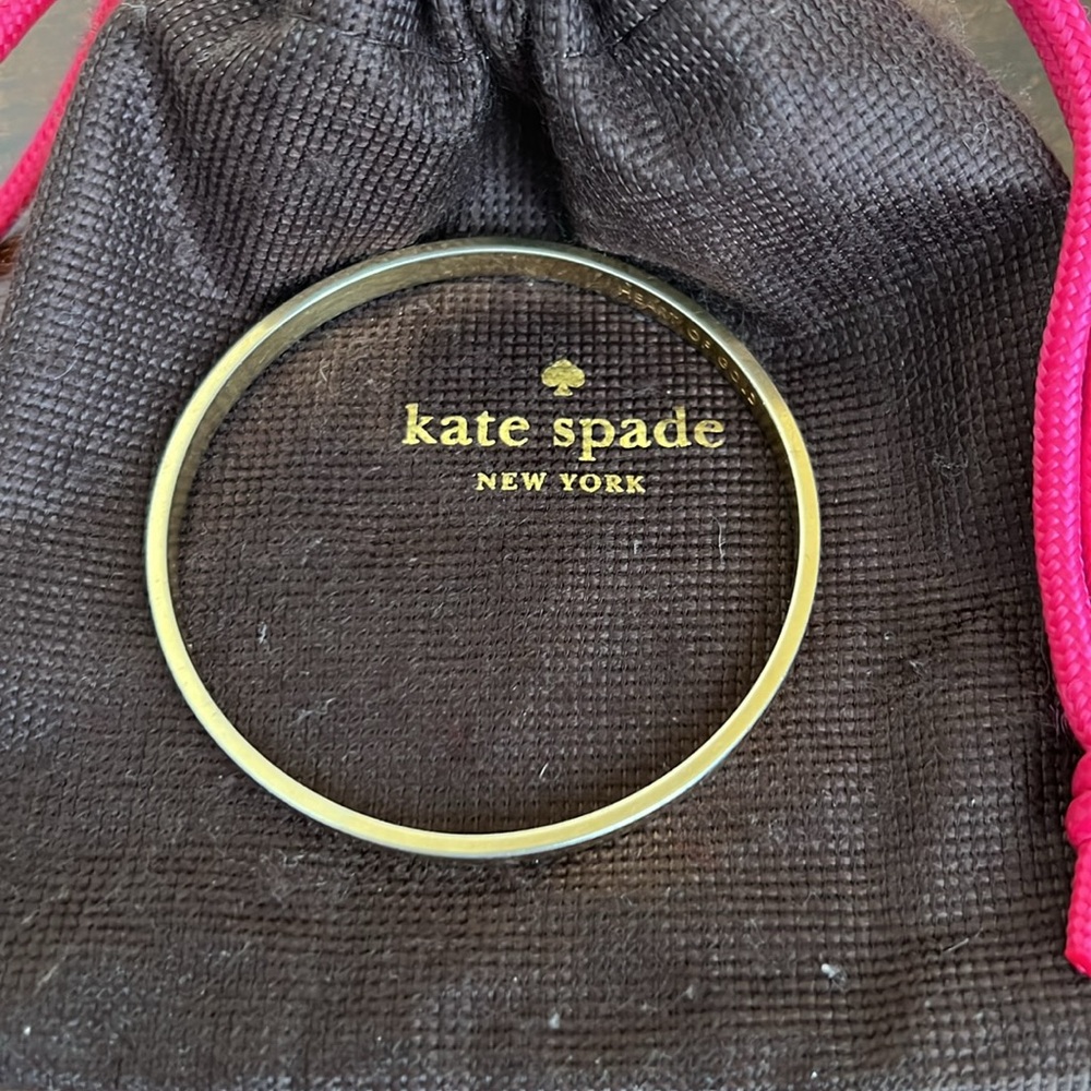 Kate Spade Bundle Heart of Gold Bangle Bracelet and Pink Card Case EUC - Picture 5 of 10